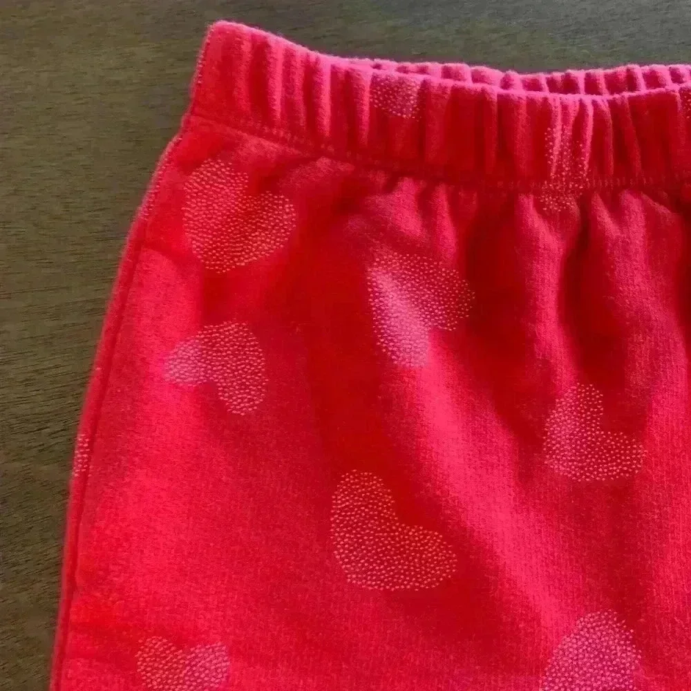 Cat & Jack Newborn Baby Valentine Outfit Sweat Shirt & Pants Red 0-3 Months